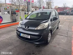 Peugeot 107 1.0 Trendy 2 Tronic