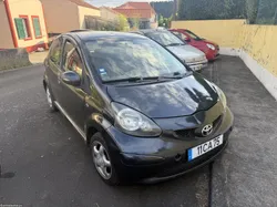 Toyota Aygo 5 portas 1.0