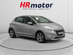 PEUGEOT 208 1.2 PureTech Allure 82