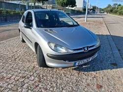 Peugeot 206 5 lugares 3 portas