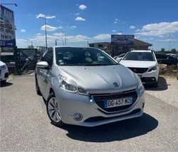 PEUGEOT 208 5 Portes 1.4 HDi 68 cv