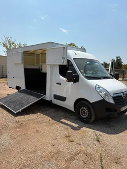 Camion chevaux