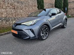 Toyota C-HR 1.8 Hybrid Square Collection
