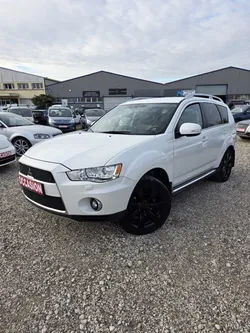 MITSUBISHI OUTLANDER 2.2 D-id 156 CH 4WD PACK INSTYLE - 139 000 KMS - 10/2010