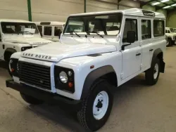 LAND ROVER Defender 110 SW E