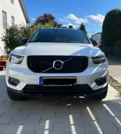 VOLVO XC40 D4 R-Design AWD Aut.