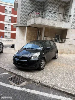 Toyota Yaris 1.0 VVT-i Cool