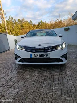 Kia Optima 2.0 CVVT PHEV