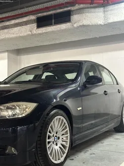 BMW 320 E90