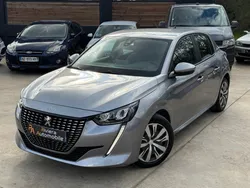 Peugeot 208 Active 1.2 VTI 75Cv 5Portes/5Places GPS CarPlay/Clim Auto/Aide Au stationnement/06.2020 32.000KM Garantie 12 Mois