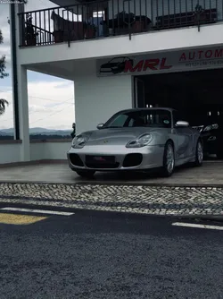 Porsche 911 Carrera 4 Nacional