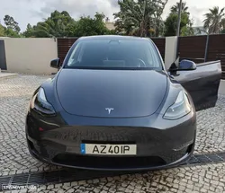 Tesla Model Y Long Range Tração Integral