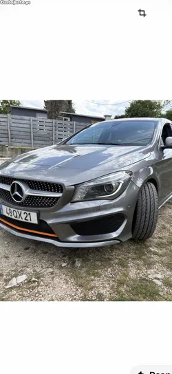 Mercedes-Benz CLA 180 Shooting brake