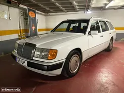 Mercedes-Benz 230
