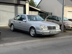 Mercedes classe e 240 v6 gpl avantgarde bva