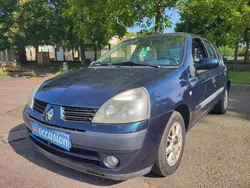 Renault clio 2 phase 2 1.2 75 ch 5 portes toit ouvrant