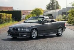 BMW Série 3 Cabriolet E36 328i – Boîte automatique – Hardtop – 129 900 km