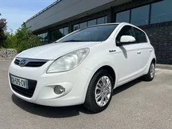 ⭐️ HYUNDAI I20 1.4CRDi 90CHV CLIM/BLUETOOTH/CMD VOLANT/ GARANTIE SUIVI✅