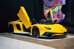 Lamborghini Aventador SV Roadster LP 750-4 - 1of 500 - V12 750ch | Immat France | Giallo Orion | Sensonum | Sièges baquets carbone | À partir de 4590/mois