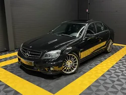 MERCEDES CLASSE C 63 AMG V8 6.2 457 cv ( C63 W204 ) - TOIT PANO / JANTES 19/ HISTORIQUE COMPLET