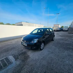 Ford fiesta 1.3i 70cv ct.ok. 117000km