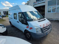 Transit 6 places 2.4 tdci 140 ch boite 6 vitesses ex-sncf tout l’entretien disponible 9990 euros