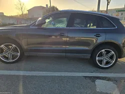 Audi Q5 8R