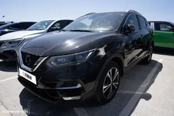 Nissan Qashqai 1.3 DIG-T N-Connecta DCT
