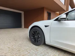 Tesla Model 3 STANDARD PLUS