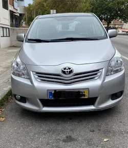 Toyota Verso 2.0
