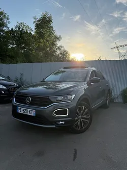 Volkswagen t-roc 150 Dsg carat exclusive 48mkm