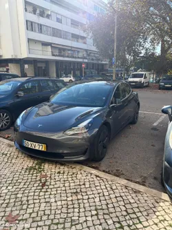 Tesla Model 3 Standard Range Plus RWD