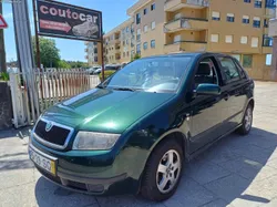 Skoda Fabia 1.4 i   150 000 kms  com  Ac   ( Viatura  Nacional )