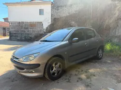 Peugeot 206 1.1