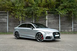 Audi rs3 berline 8v2 400ch – origine france