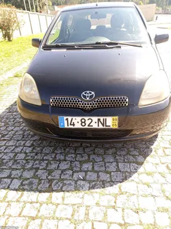 Toyota Yaris 1.0 vvti 75 cv