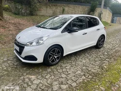 Peugeot 208 e-HDi FAP 92 Stop&Start Style