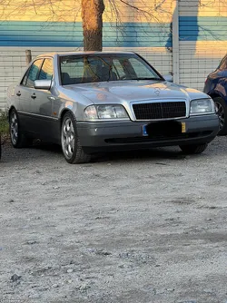 Mercedes-Benz C 180 Elegance