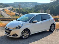 Peugeot 208 1.2 PureTech Signature