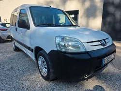 💎peugeot partner 1.4 essence 75 ch ⏩️ 5 places ⏩️90000 km⏩️ motorisation tres fiable⏩️ 1ère main