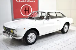 ALFA ROMEO - 2000 Coupé Bertone /Origine France – Type 10521 / Manuels ALFA ROMEO d’origine / Dossier de factures depuis 1986