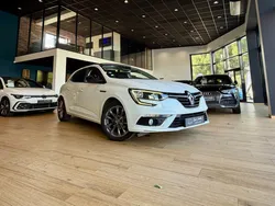 RENAULT MEGANE IV BERLINE TCe 130 Energy Limited TOIT OUVRANT 184,44 EUROS/MOIS