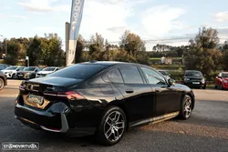 BMW i5 eDrive40 Pack Desportivo M Pro