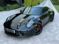 Porsche 911 Carrera 4 GTS Coupé
