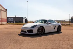 Porsche Cayman GT4 981 – 3.8 Flat-6 385 ch – BVM6 – 20 272 km – Suivi Porsche complet