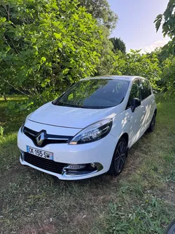 RENAULT SCÉNIC III – 1.6 dCi 130 ch ENERGY BOSE ECO² – Toit ouvrant