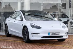 Tesla Model 3 Long Range Tração Traseira