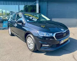 Skoda Fabia 1.0 MPI 65 ch BVM5 Ambition / carplay Radars de recul regulateur vitesse