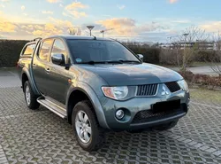 Mitsubishi L200 2.5 DI-D 136CH - 4x4 - Double Cabine - Cuir - Attelage - Suivi Complet