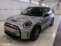 MINI 3 Portas Cooper SE Premium Essential